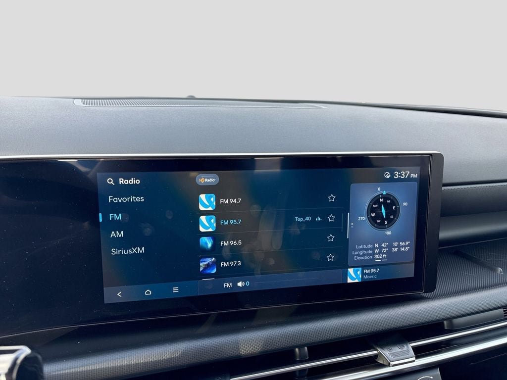 Certified 2025 Hyundai Tucson SE AWD/4WD image 18