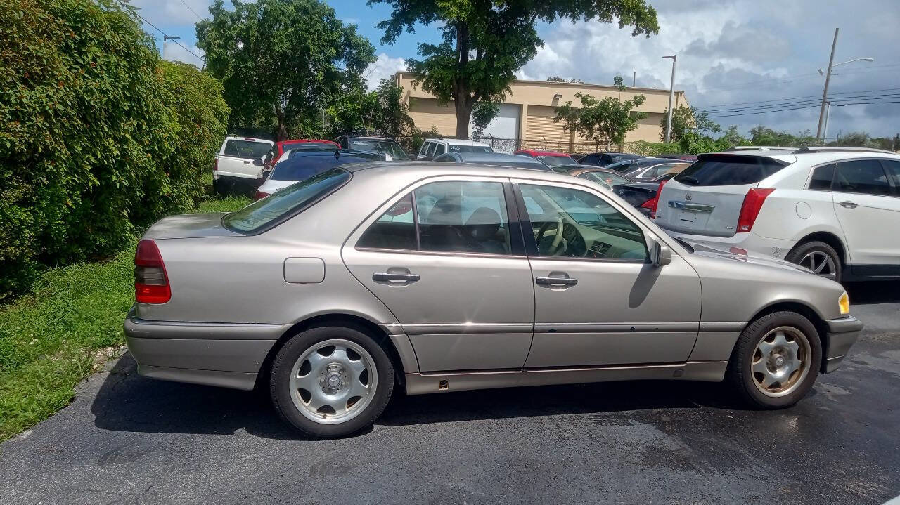 Used 1998 Mercedes-Benz C 230 image 2