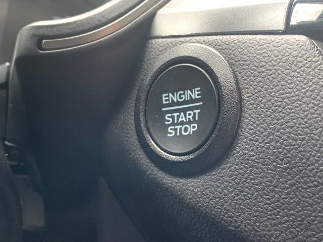 Certified 2025 Ford Escape Active AWD/4WD image 17