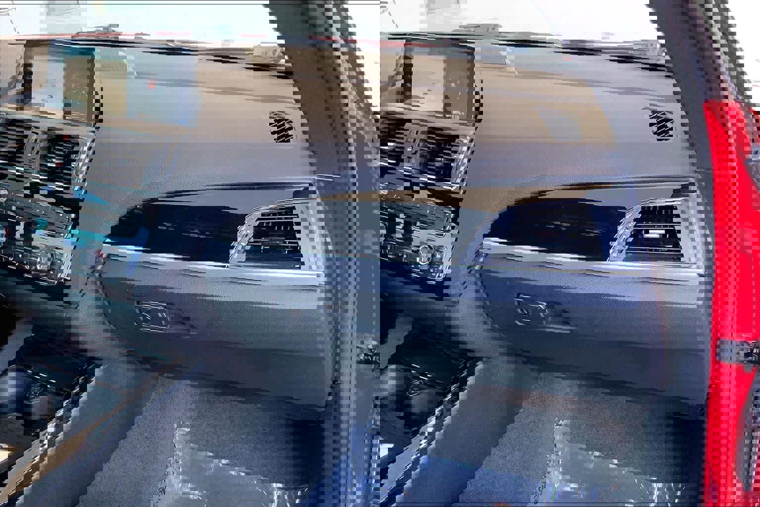 Used 2017 BMW 230i Coupe image 16