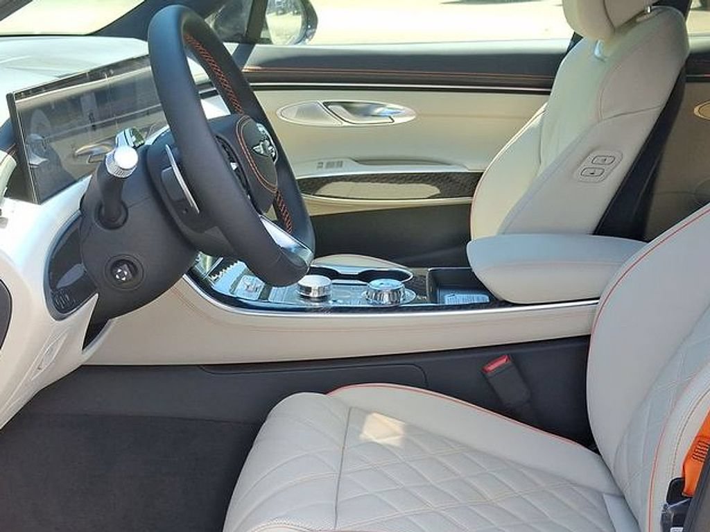 New 2026 Genesis GV70 3.5T Sport Prestige AWD/4WD image 16