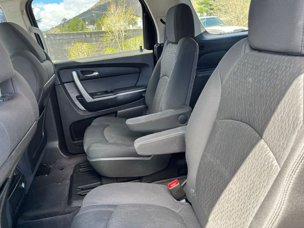 Used 2012 GMC Acadia SLE image 11