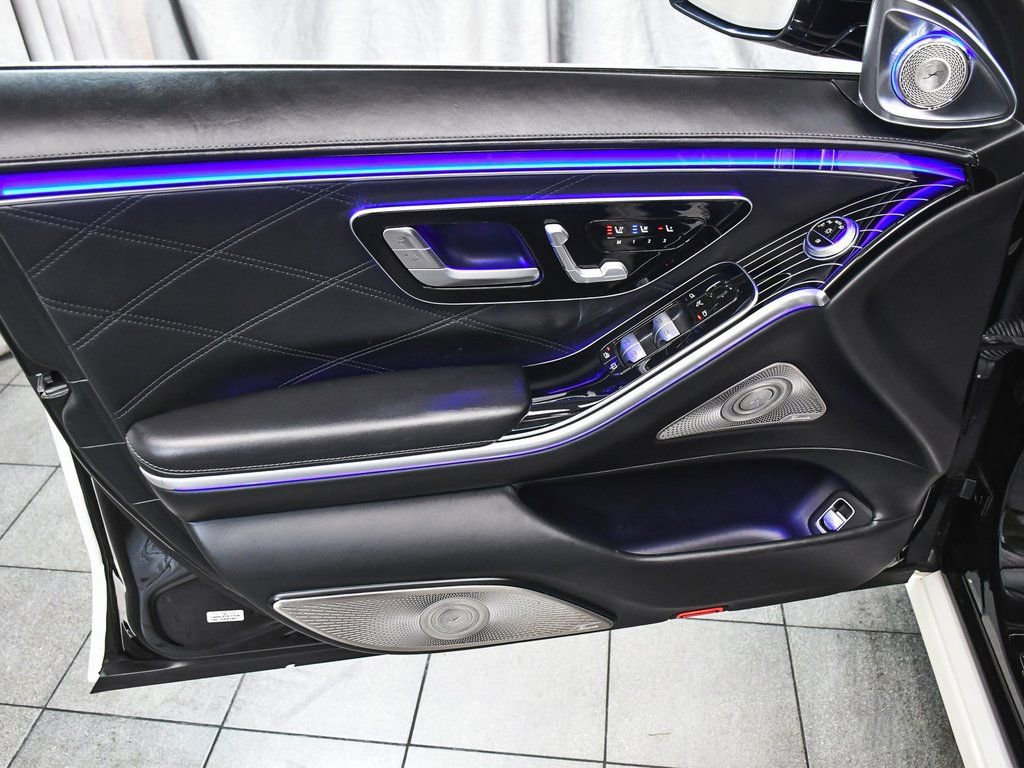 Used 2021 Mercedes-Benz Maybach S 580 4MATIC image 9