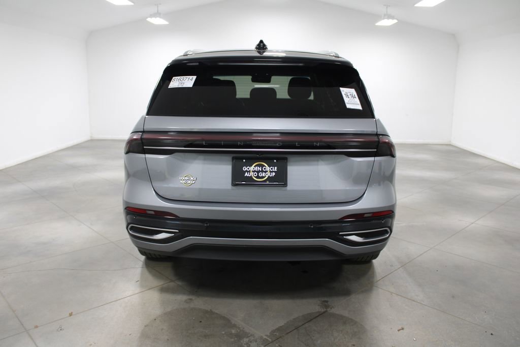 Used 2024 Lincoln Nautilus Reserve image 8