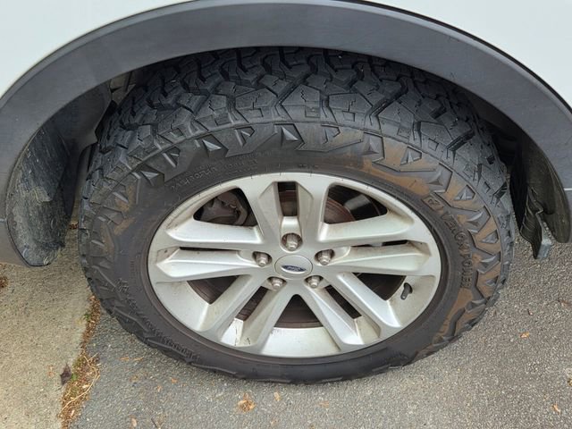 Used 2017 Ford Explorer 4WD image 6