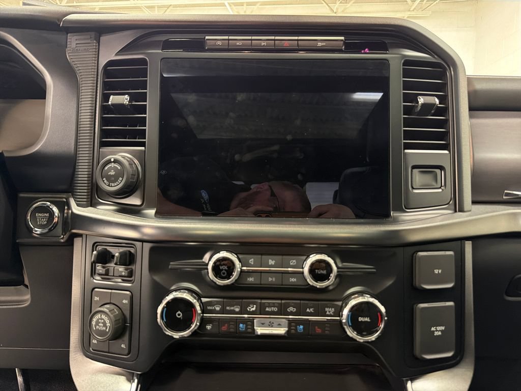 Certified 2024 Ford F150 Platinum w/ Equipment Group 702A High AWD/4WD image 24