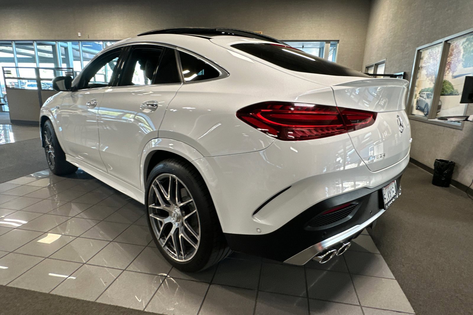 Used 2025 Mercedes-Benz GLE 53 AMG 4MATIC Coupe image 6