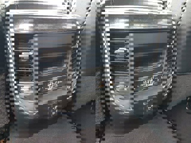 Certified 2022 RAM 3500 Laramie image 17