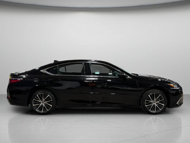Used 2023 Lexus ES 350 w/ Premium Package FWD image 2