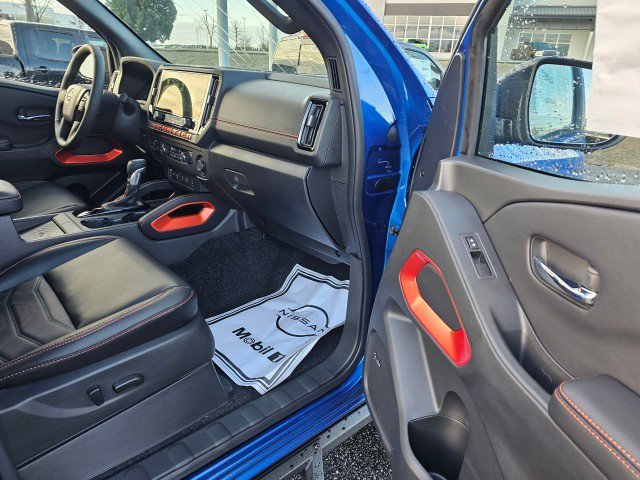 New 2025 Nissan Frontier PRO-4X w/ Pro Premium Package image 12