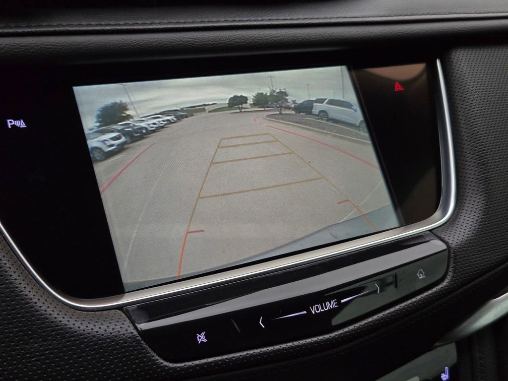 Used 2018 Cadillac XT5 Luxury w/ Driver Awareness Package image 19