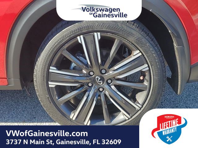 Used 2023 INFINITI QX50 Sensory image 8