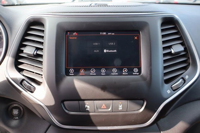 Used 2021 Jeep Cherokee Latitude Lux FWD image 17