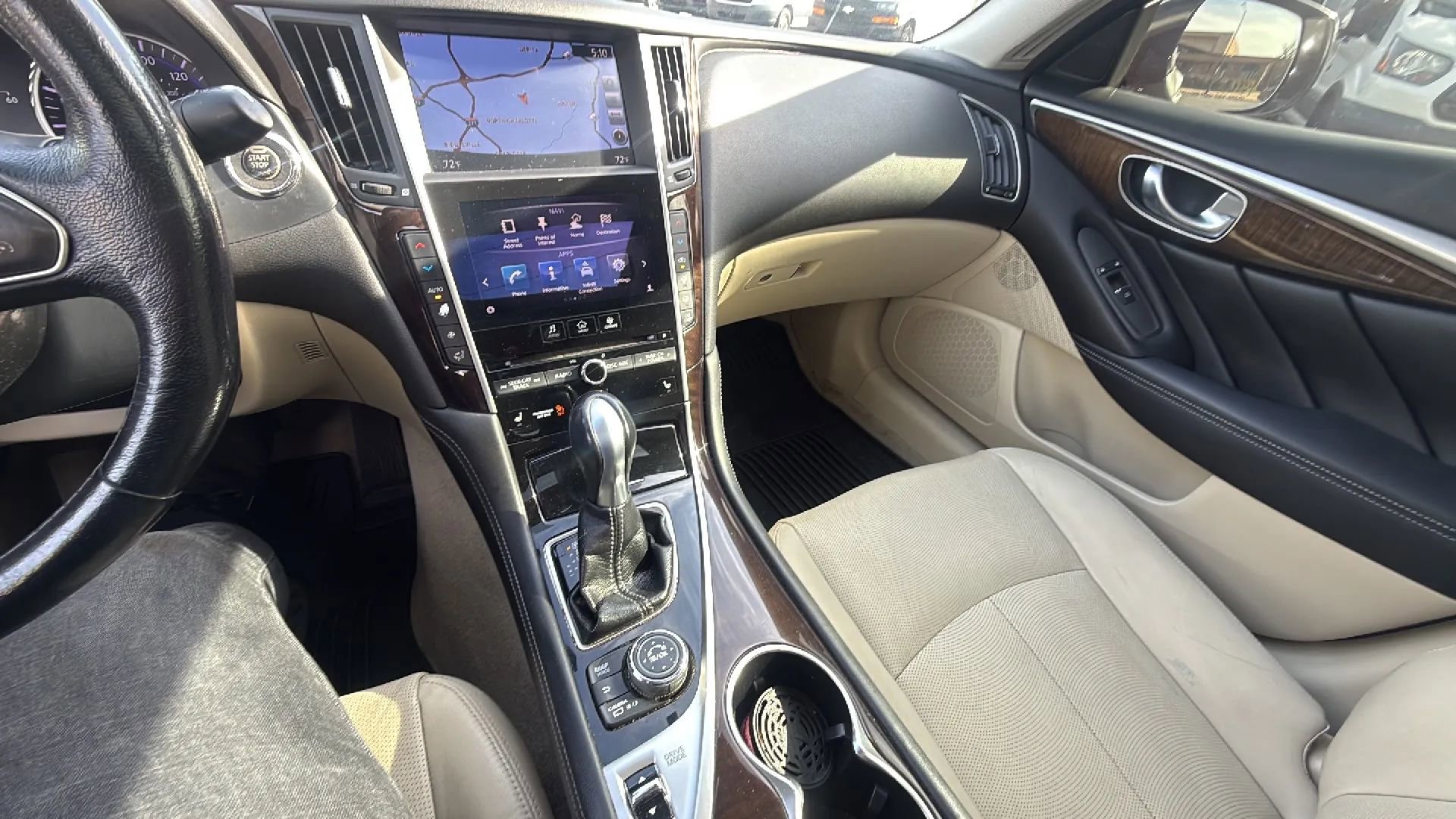 Used 2015 INFINITI Q50 Premium w/ Deluxe Touring Package AWD/4WD image 17