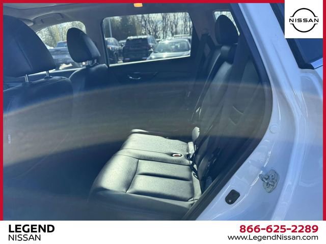Used 2020 Nissan Rogue SL w/ Premium Package AWD/4WD image 12