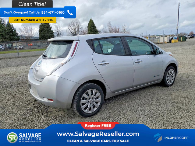 Used 2015 Nissan Leaf S w/ Charge Package FWD image 4