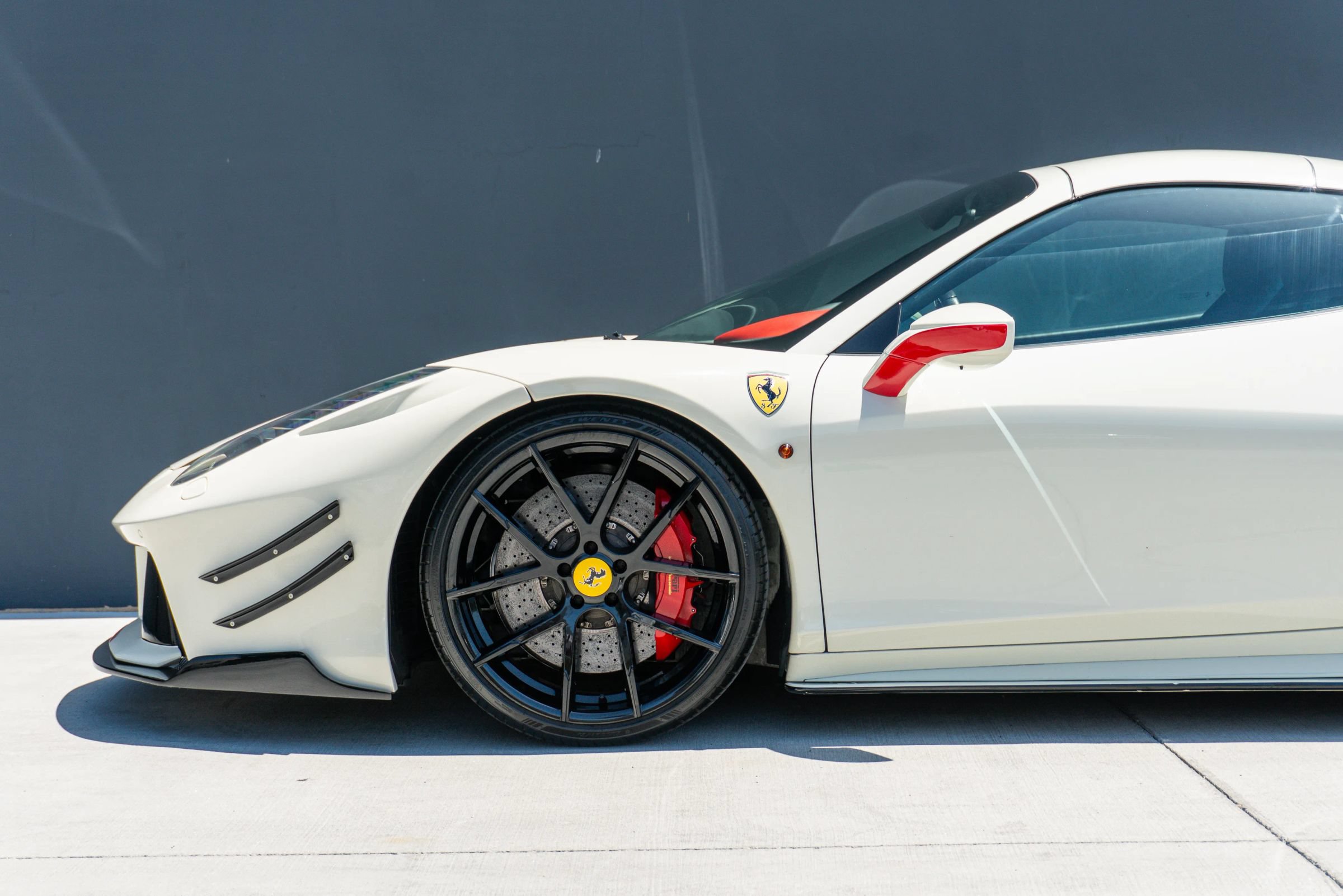 Used 2014 Ferrari 458 Spider RWD image 18