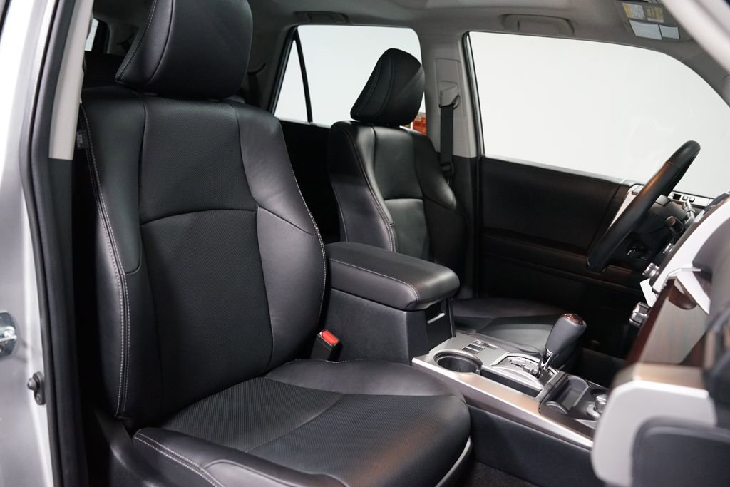 Used 2023 Toyota 4Runner Limited image 30