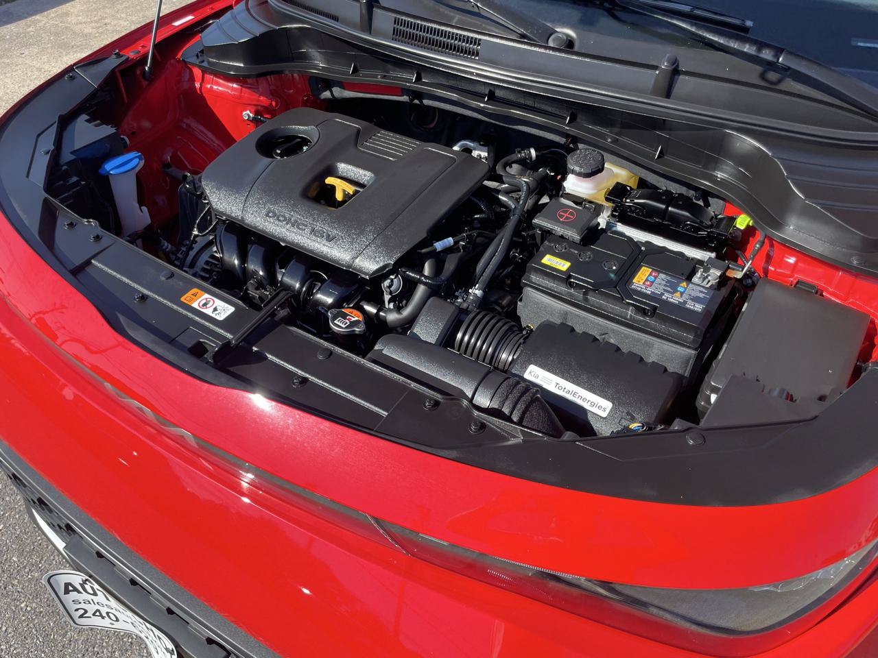 Used 2025 Kia Soul LX w/ LX Technology Package FWD image 39