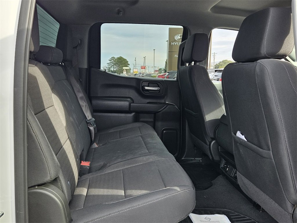 Used 2024 Chevrolet Silverado 1500 Custom image 16