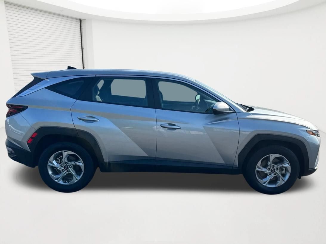 Certified 2024 Hyundai Tucson SE FWD image 4
