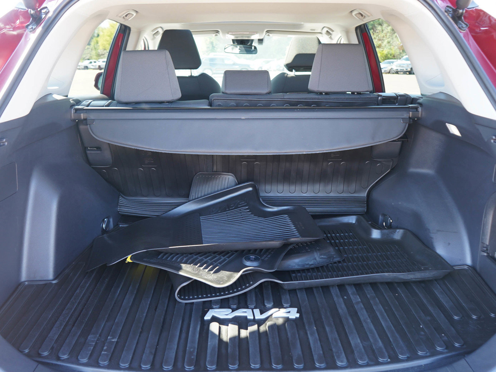 Used 2024 Toyota RAV4 XLE w/ Convenience Package AWD/4WD image 13