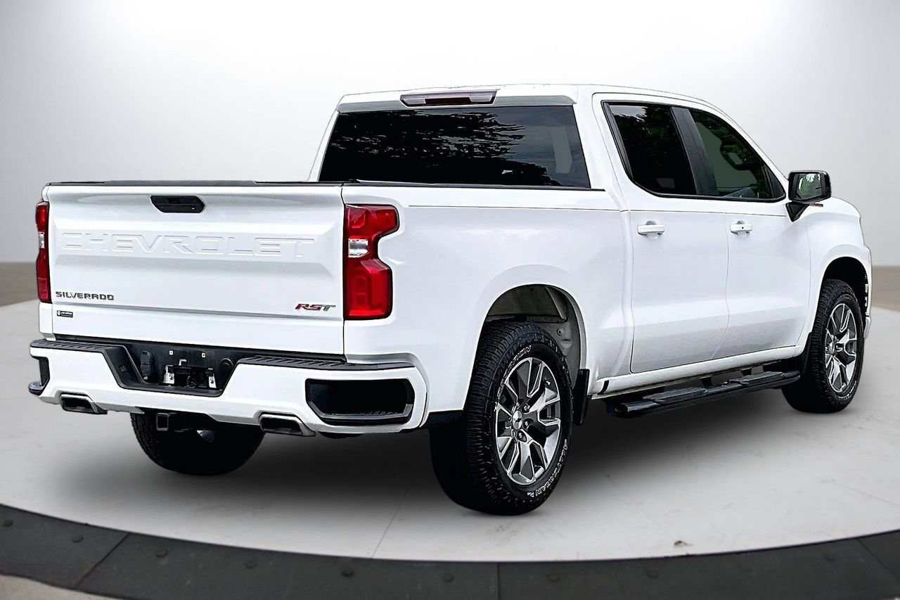 Used 2021 Chevrolet Silverado 1500 RST w/ Z71 Off-Road Package AWD/4WD image 9