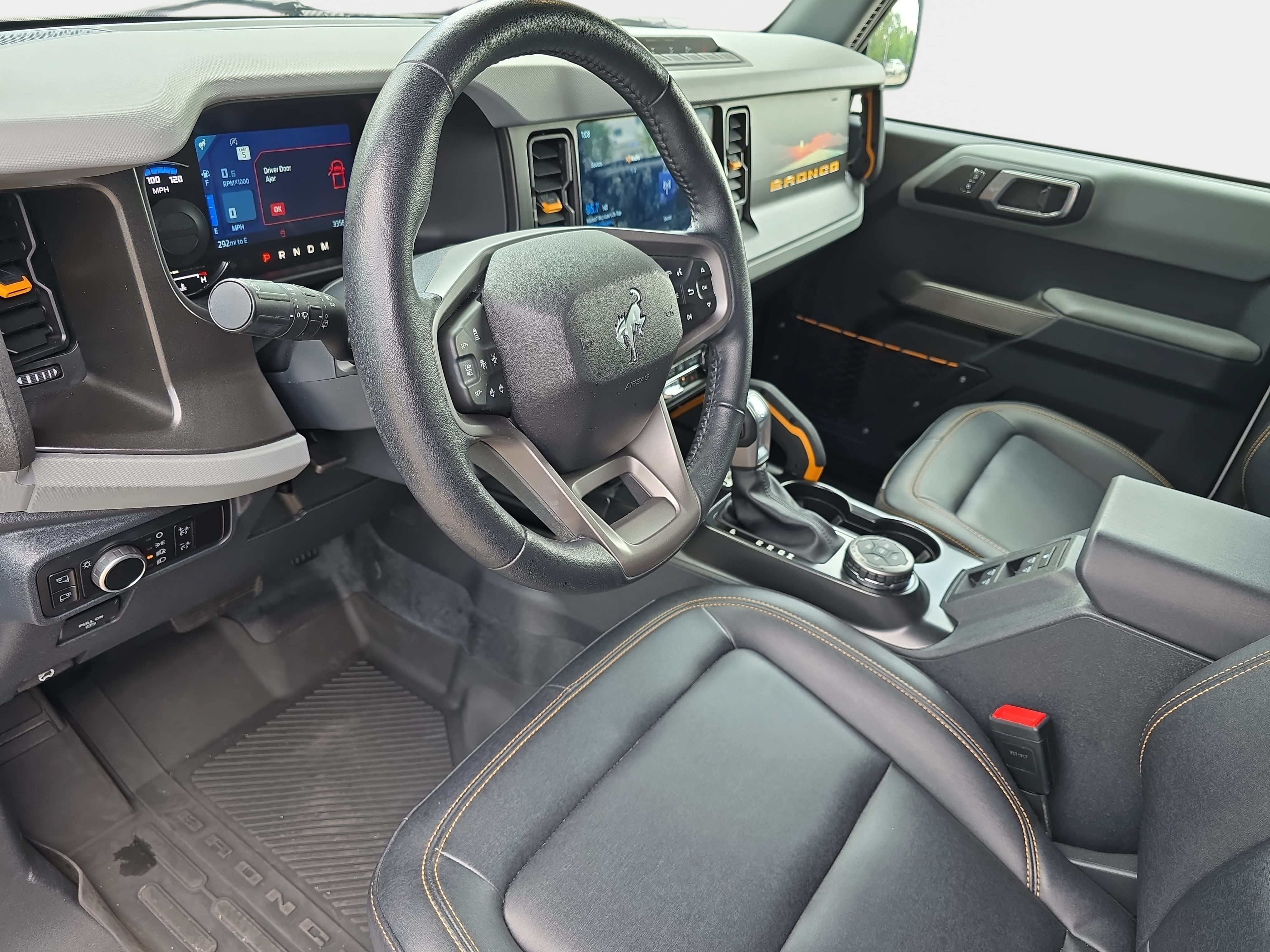 Used 2023 Ford Bronco Badlands AWD/4WD image 14