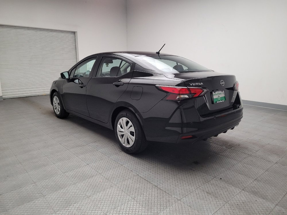 Used 2025 Nissan Versa S image 5