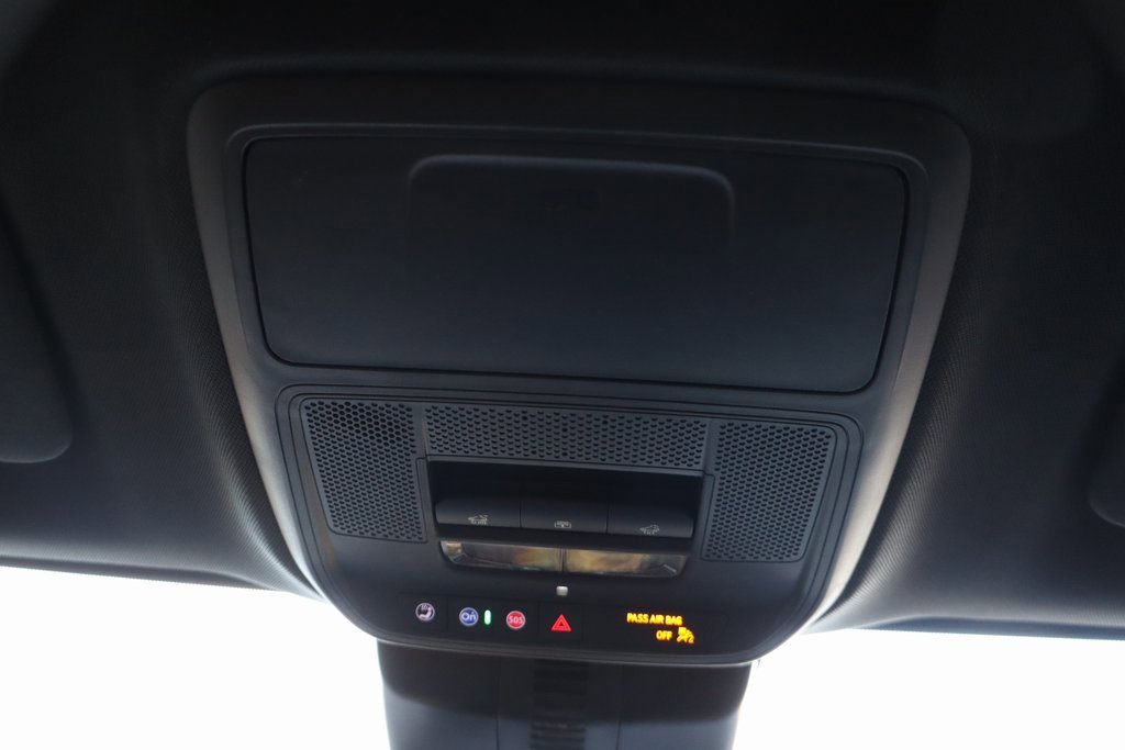 New 2026 Chevrolet Traverse LT image 18