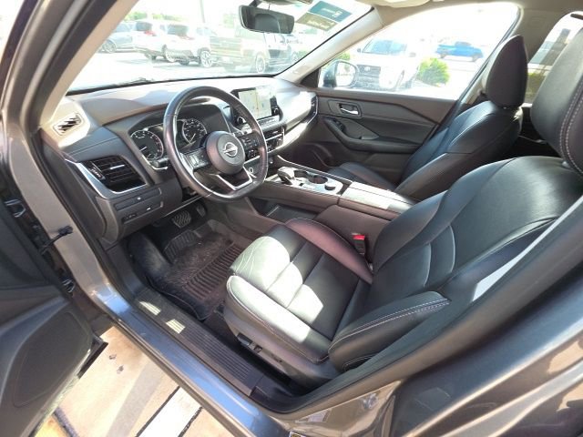 Used 2022 Nissan Rogue SL w/ SL Premium Package image 12