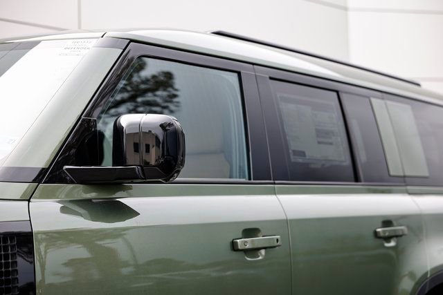 New 2026 Land Rover Defender 130 S image 4
