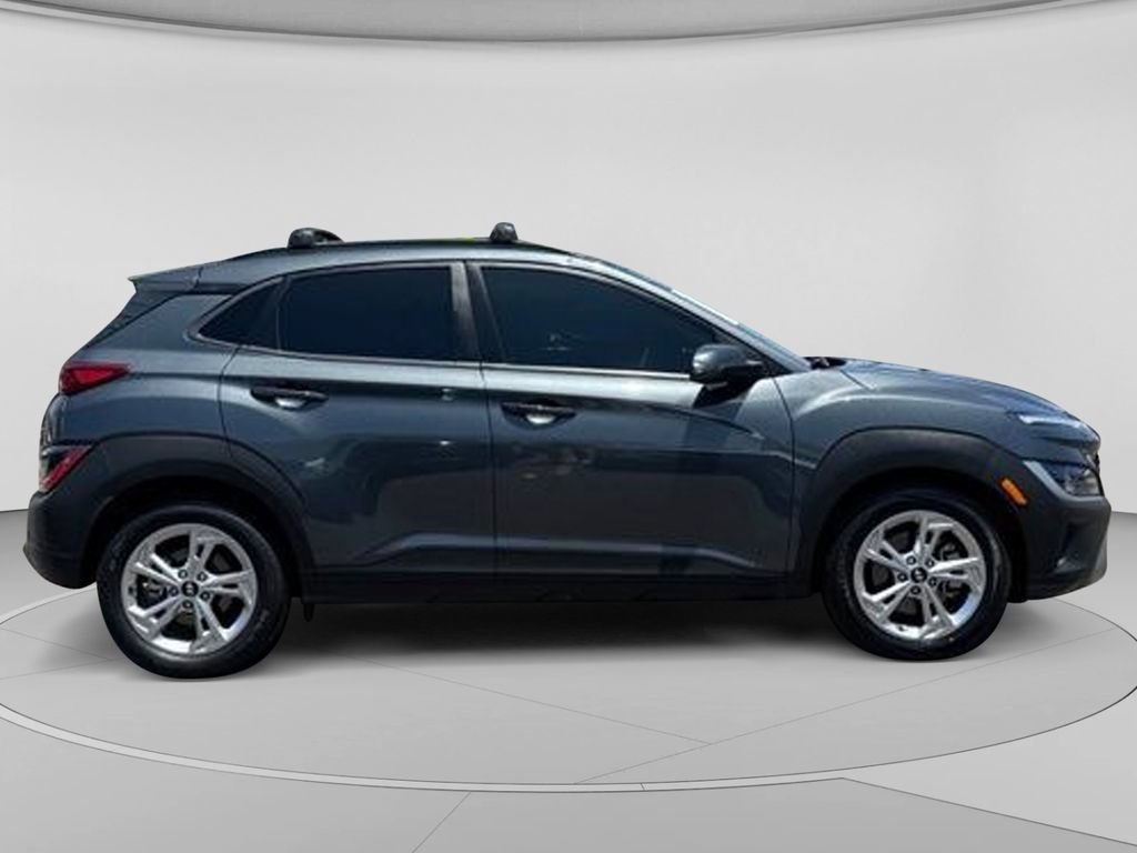 Used 2022 Hyundai Kona SEL AWD/4WD image 35