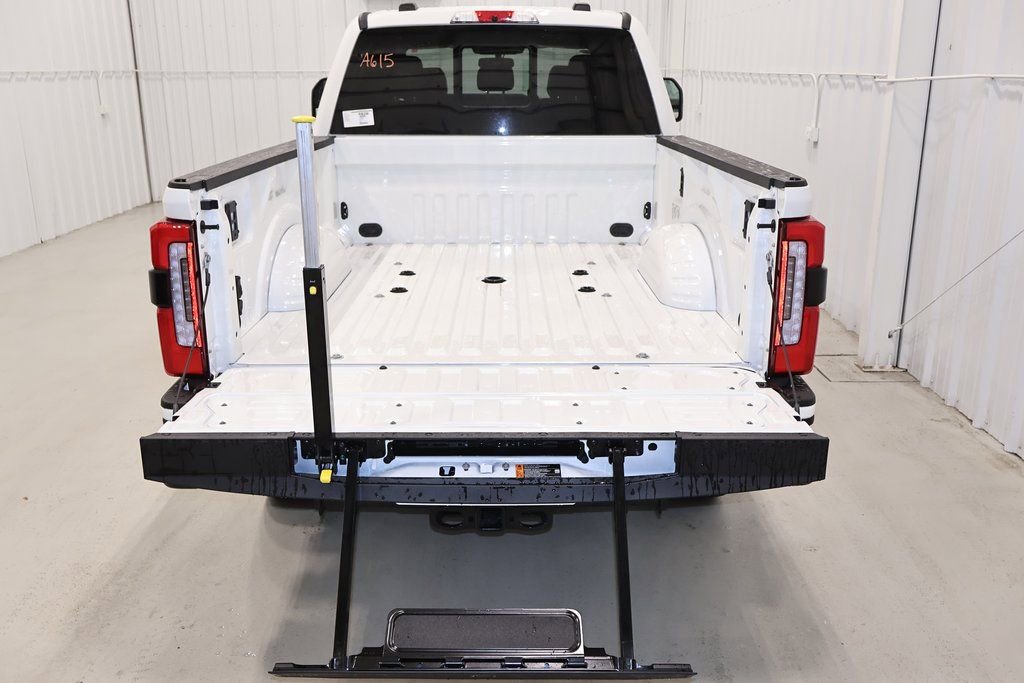 New 2026 Ford F350 Platinum w/ Platinum Plus Package image 34