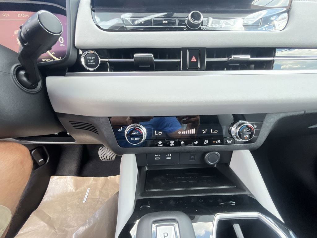 Used 2025 Mitsubishi Outlander SE image 19