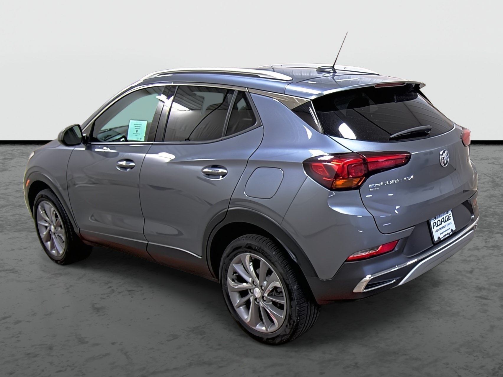 Used 2022 Buick Encore GX Essence w/ Experience Buick Package AWD/4WD image 2