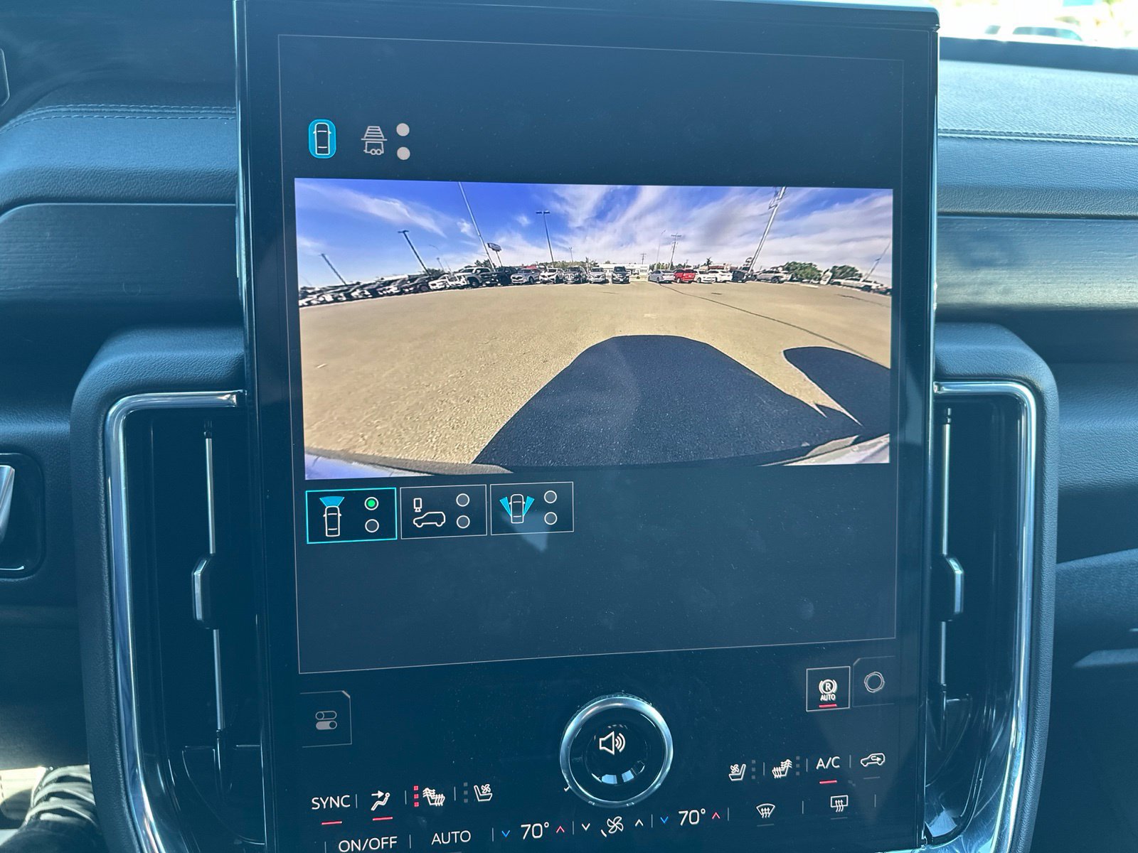 Used 2026 GMC Yukon Denali w/ Sun & Power Step Package AWD/4WD image 64