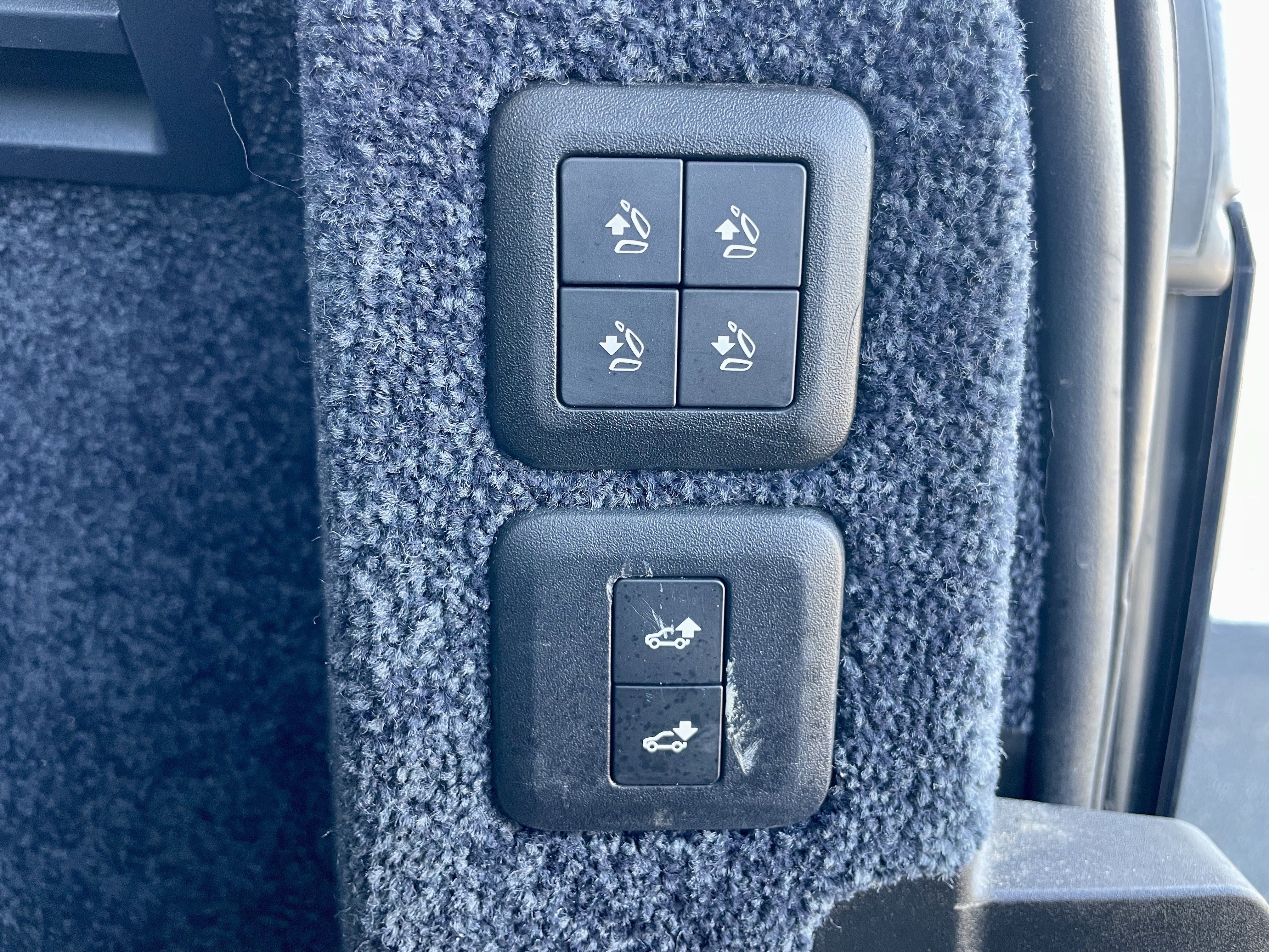 Used 2020 Land Rover Range Rover HSE image 35