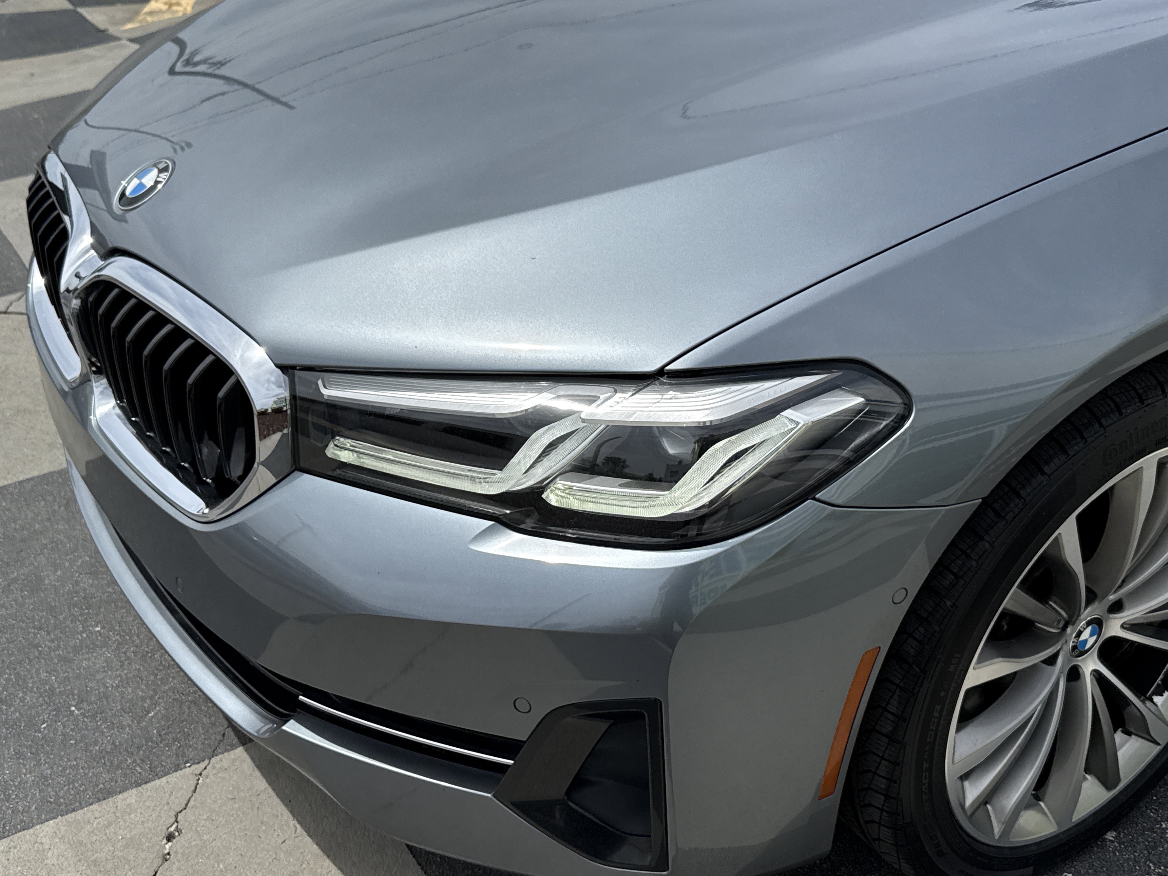 Used 2021 BMW 540i w/ Premium Package image 6