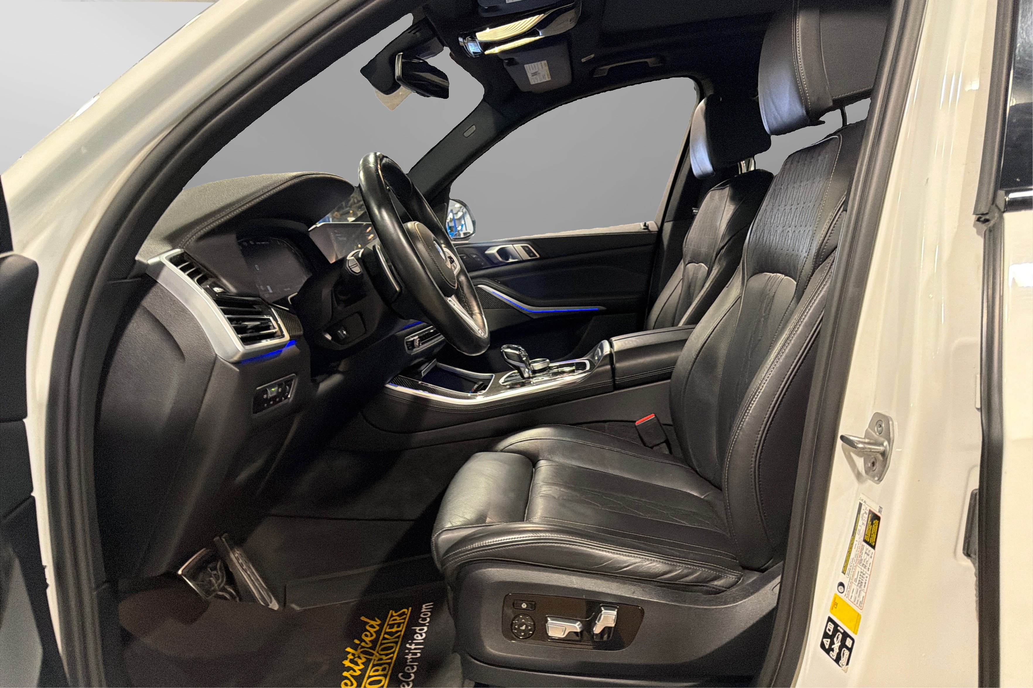Used 2022 BMW X5 M50i w/ Executive Package AWD/4WD image 19
