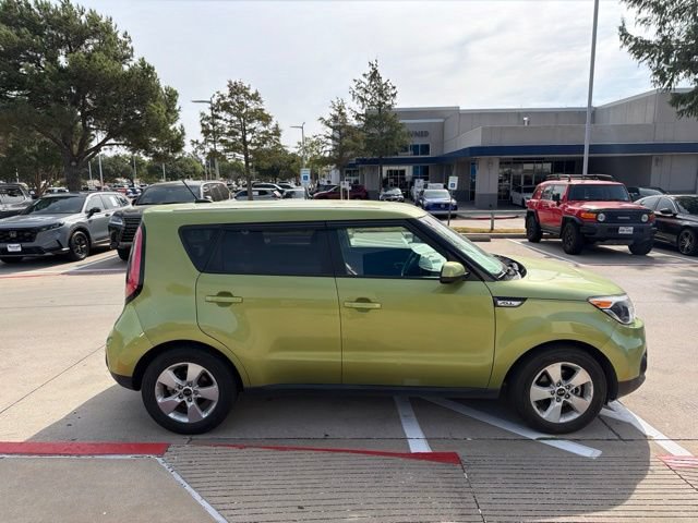 Used 2017 Kia Soul FWD image 5