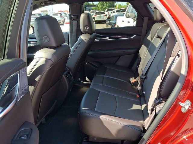 Certified 2024 Cadillac XT5 Premium Luxury FWD image 8