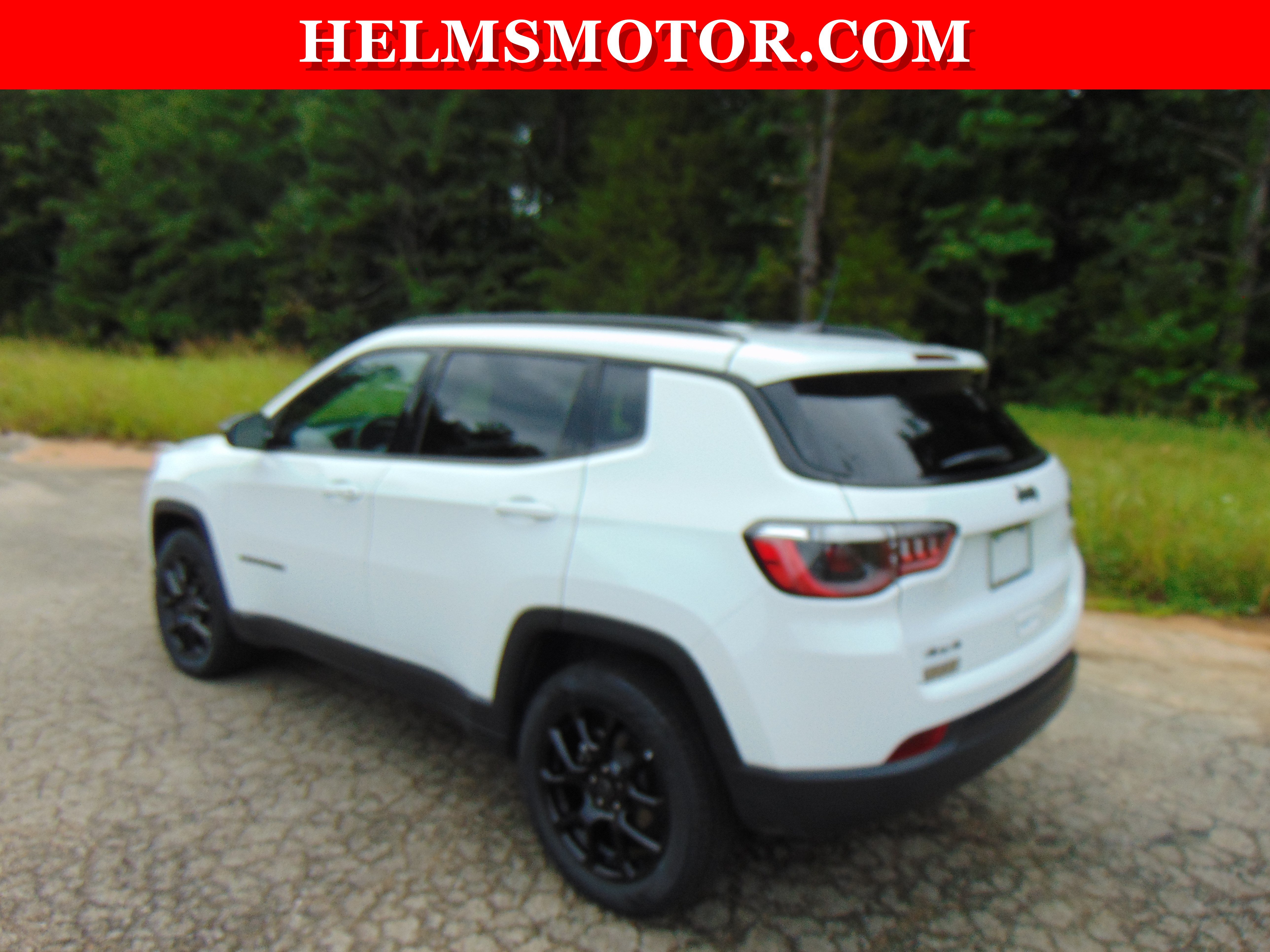 Certified 2025 Jeep Compass Latitude w/ Altitude Special Edition AWD/4WD image 8