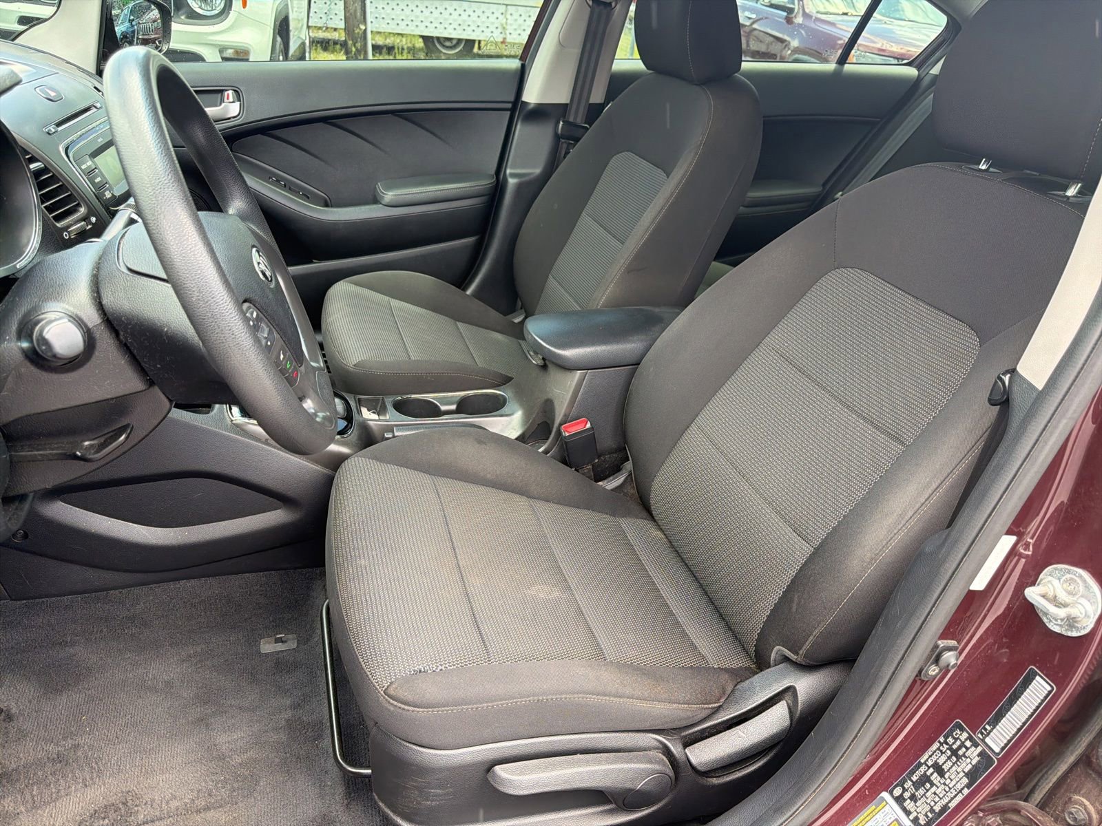 Used 2018 Kia Forte LX FWD image 7