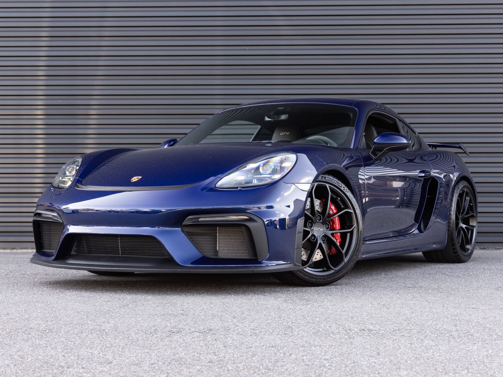 Certified 2021 Porsche 718 Cayman GT4 RWD image 1