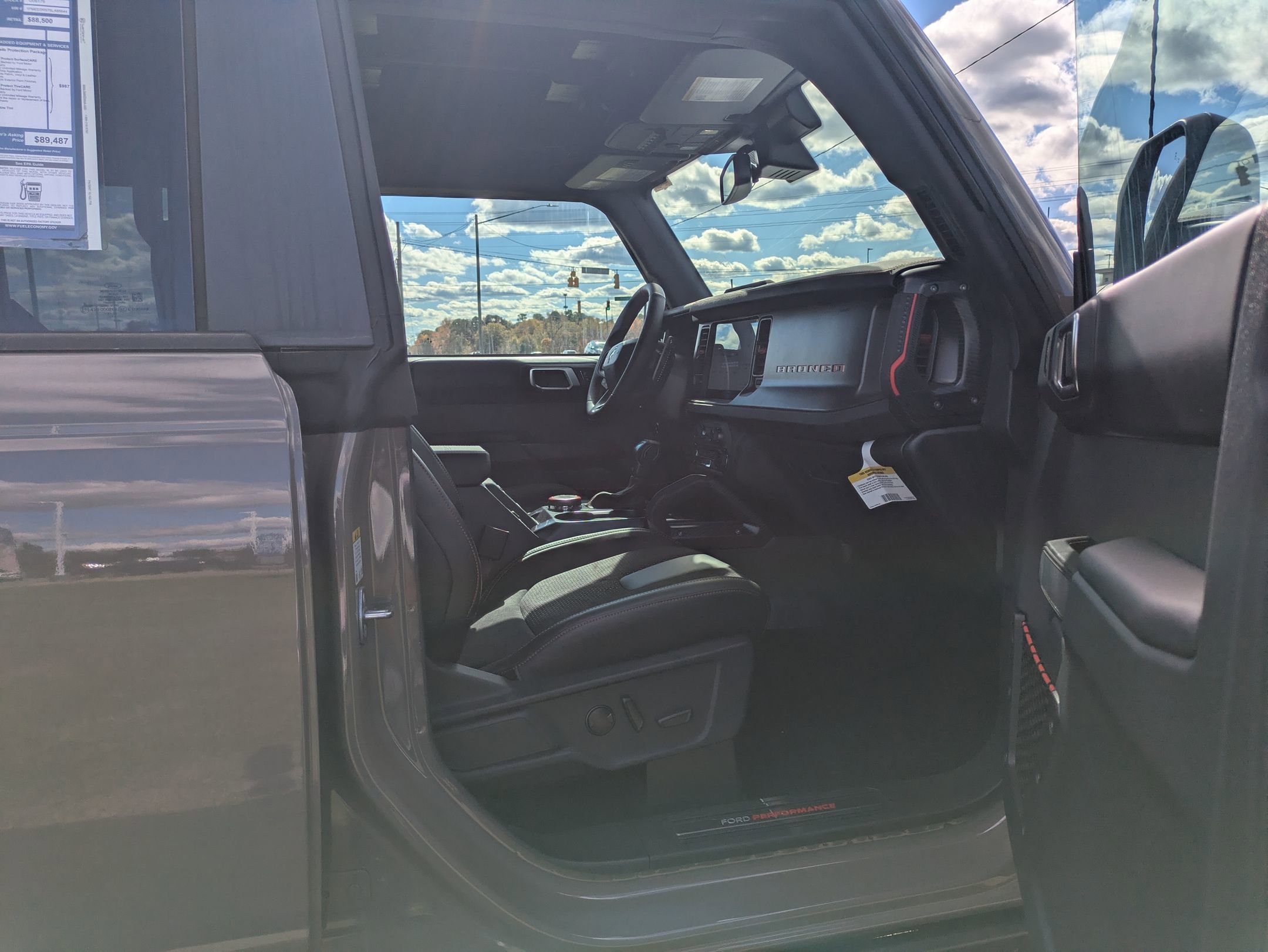 New 2025 Ford Bronco Raptor w/ Interior Carbon Fiber Pack AWD/4WD image 34