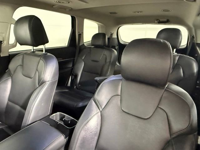 Used 2022 Kia Telluride S AWD/4WD image 28