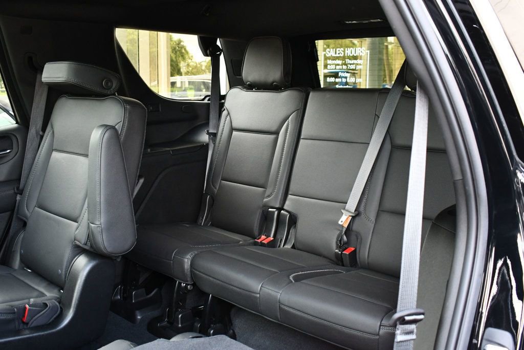 Used 2021 GMC Yukon Denali w/ Denali Premium Package image 53