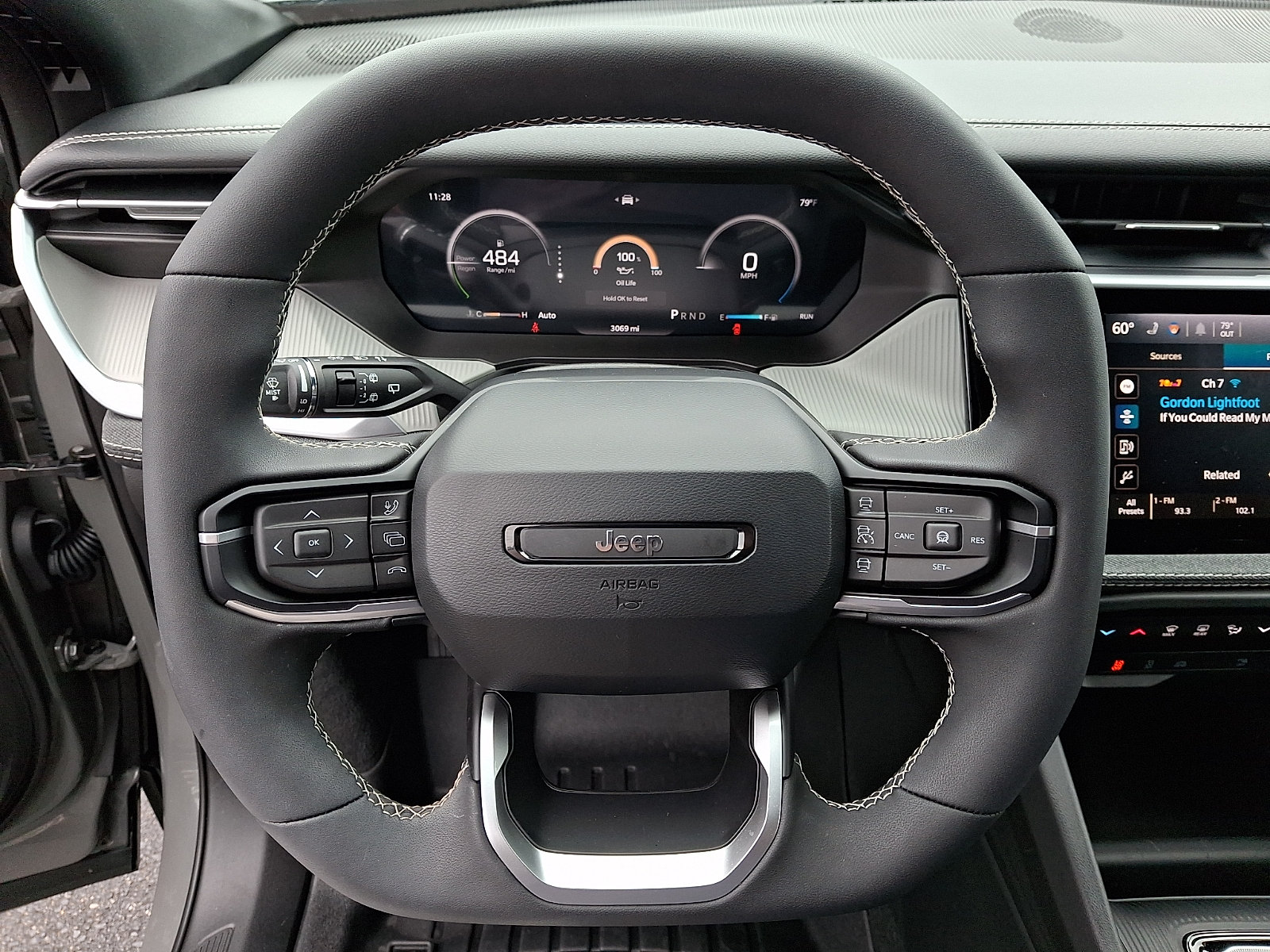 Used 2026 Jeep Cherokee Laredo AWD/4WD image 18