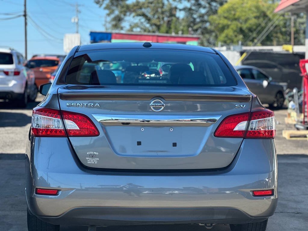 Used 2015 Nissan Sentra SV w/ Style Package FWD image 5